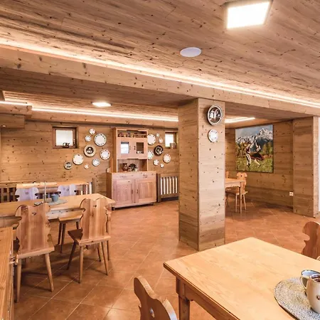 Hotel Arietes Marmont