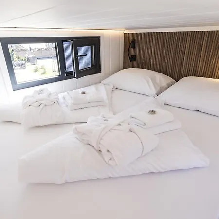 Hotel Arietes Marmont 4*