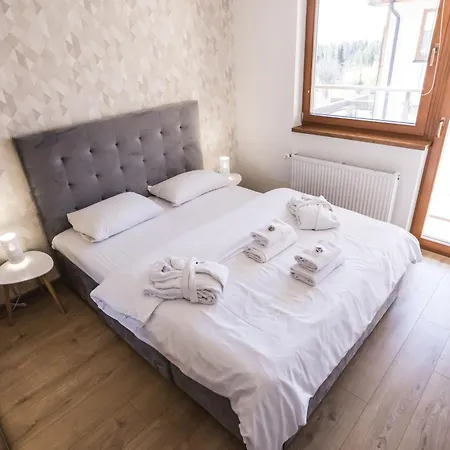 Arietes Marmont Hotel