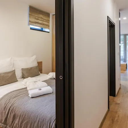 فندق Arietes Marmont 4*