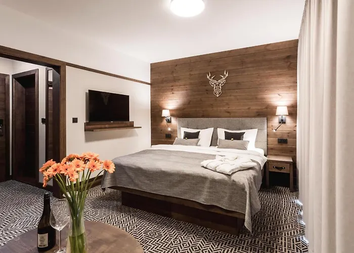 Otel Arietes Marmont 4*
